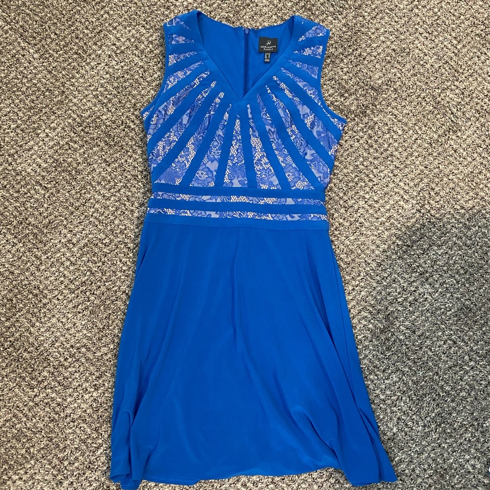 Lace bodice stretchy dress!